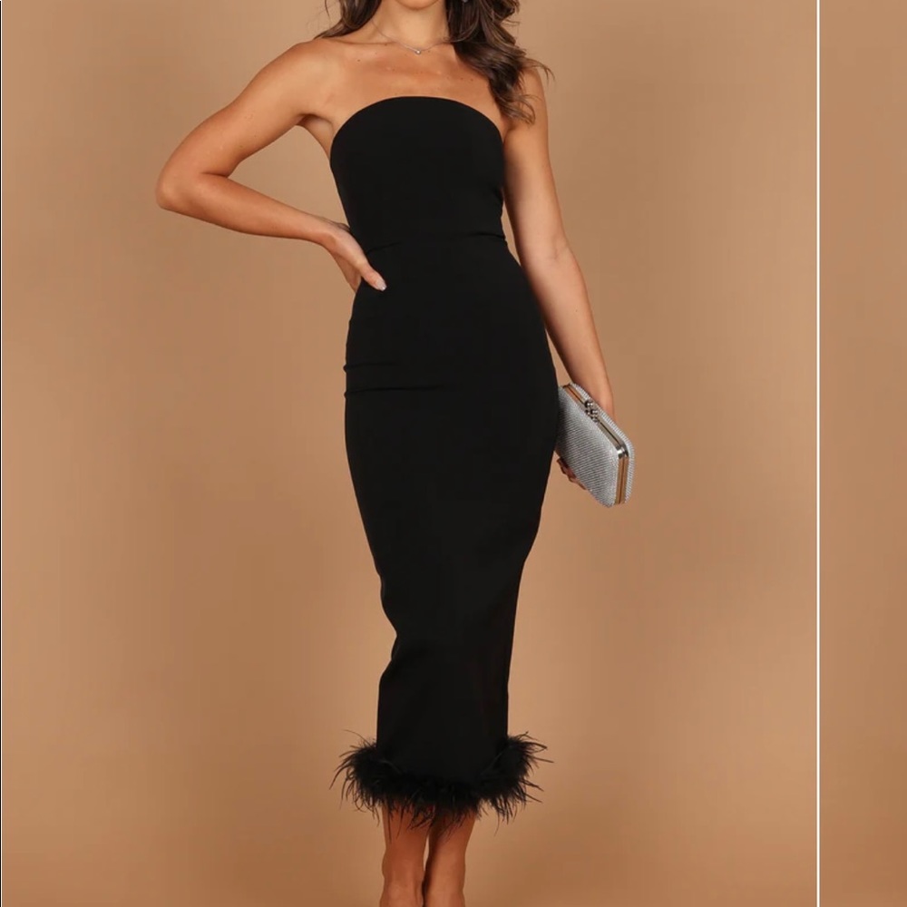 Petal & Pup CLARA FEATHER TRIM MIDI DRESS - BLACK Size Small
